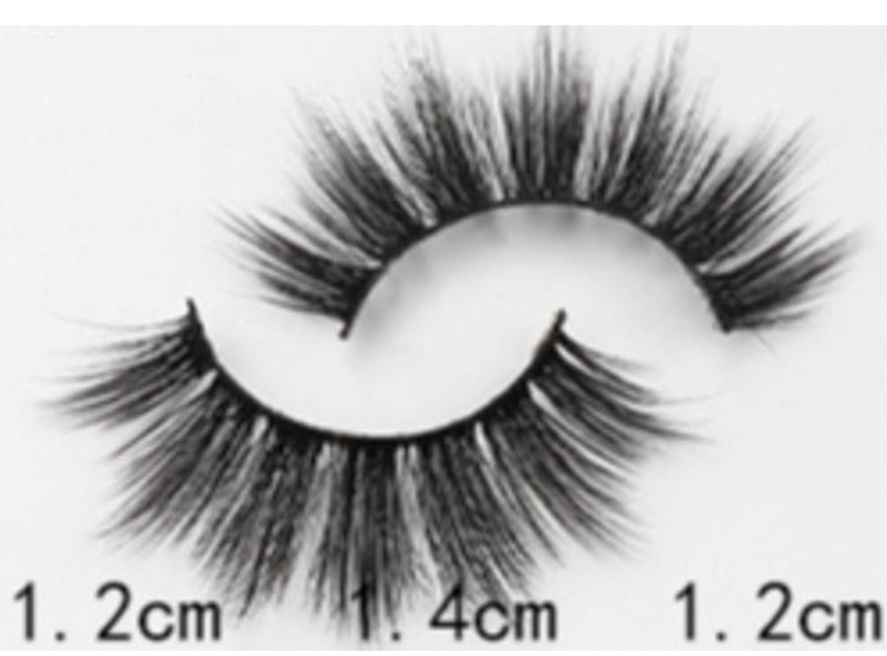 Natural lashes